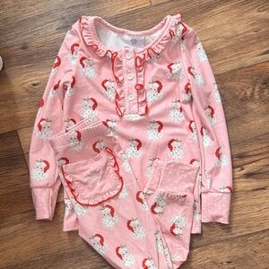 Swoon Kids: Pink Santa Kids Pajamas